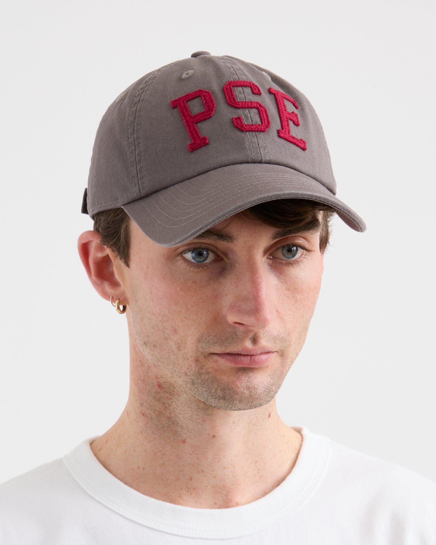 Pseushi - Vintage Lettering Cap - Grey/Maroon