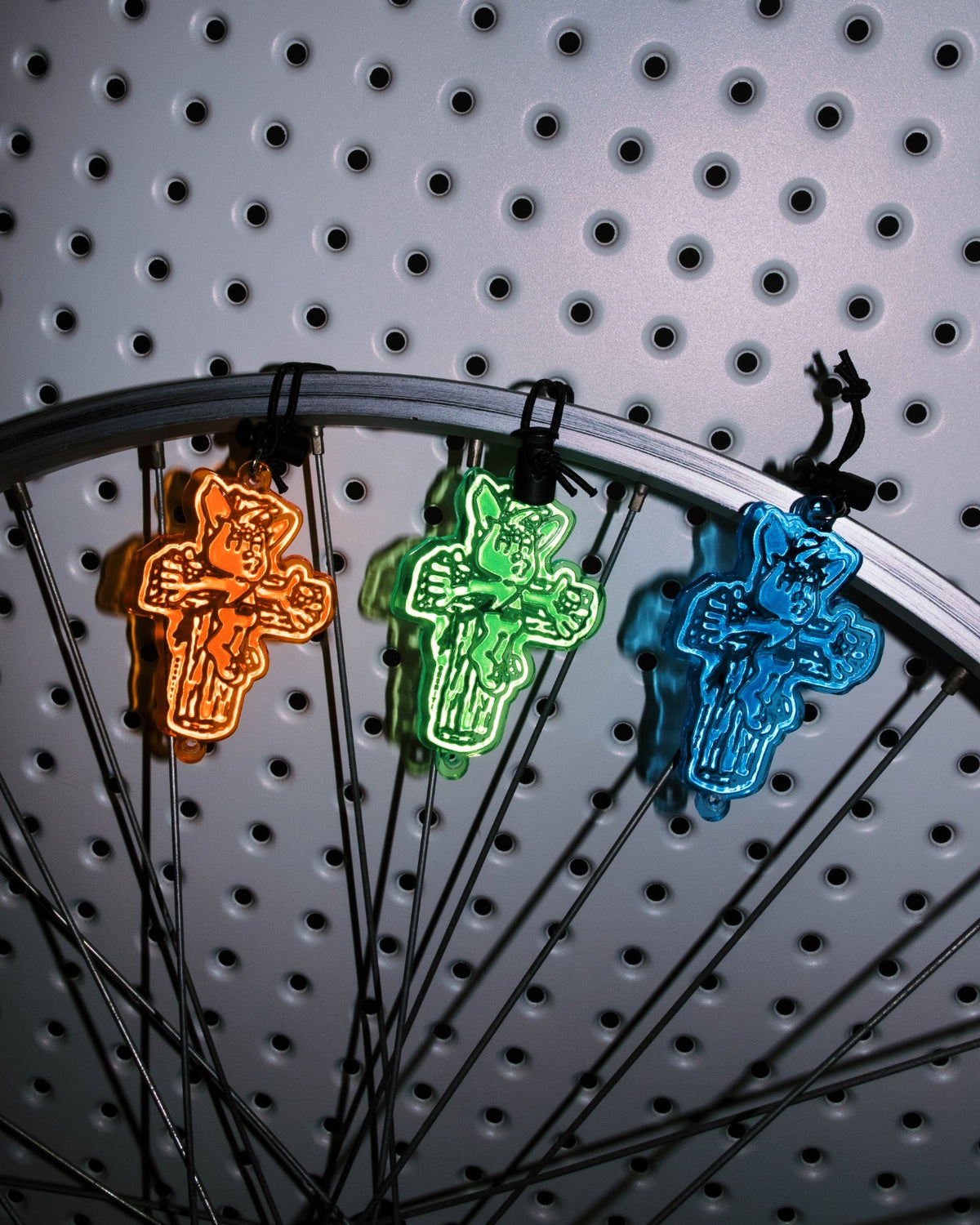 OHSHIT! - Pipo Crucifix Blue