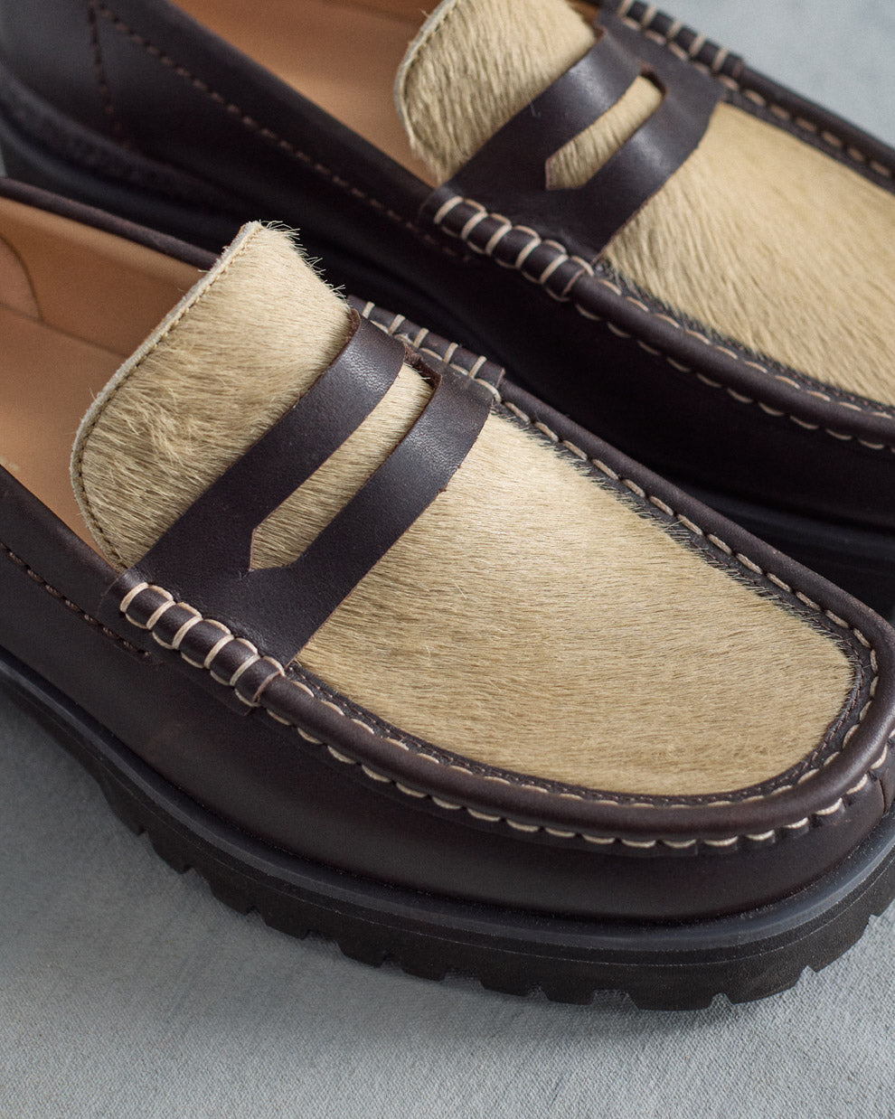 Clarks Originals - Yukoner Penny Loafer - Brown Combi