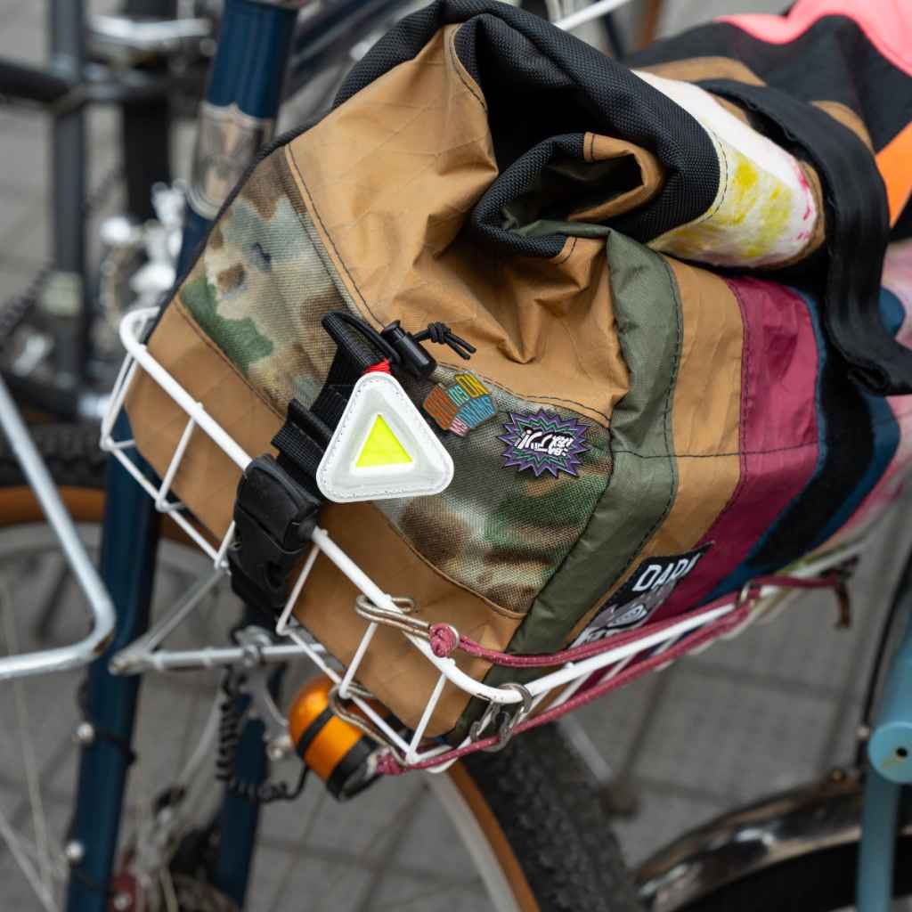 Blue Lug - Mini Triangle Reflector - Assorted – 108WAREHOUSE