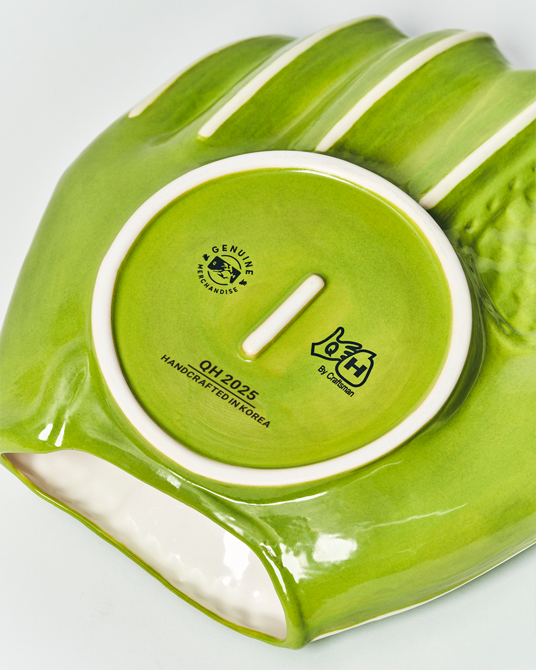 Quispiam Habilis - Grip Fitt Mitt Dish - Green